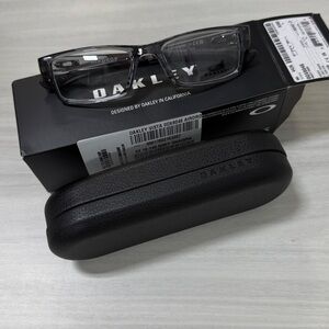 Oakley ox8046 airdrop